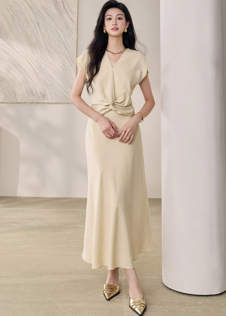 TWISTED WAIST TOP & FLARE SKIRT
