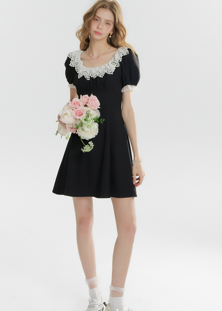 LACE TRIM PUFF SLEEVE DRESS