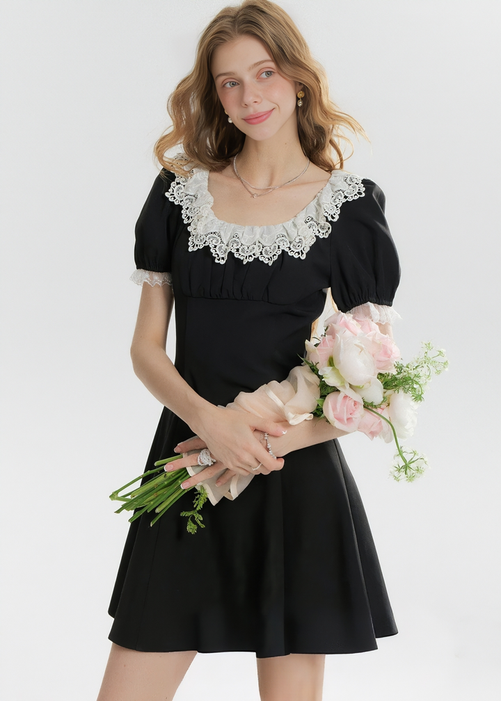LACE TRIM PUFF SLEEVE DRESS