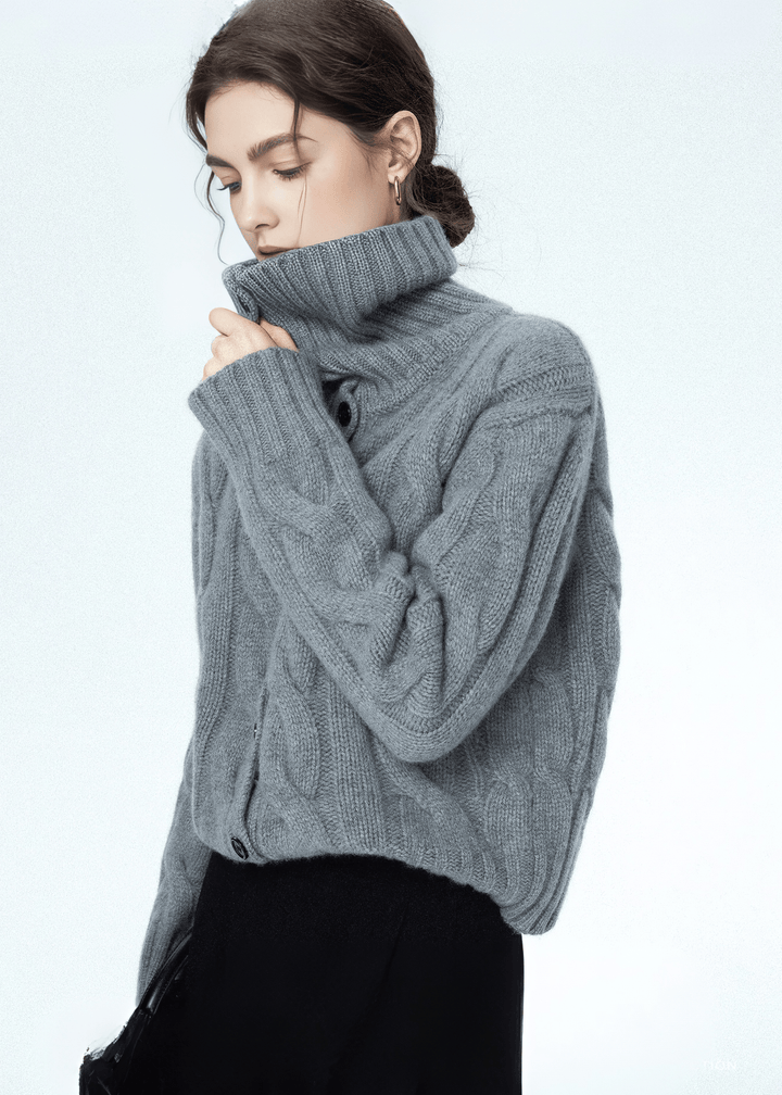 CABLE KNIT TURTLENECK CARDIGAN - ANLEM