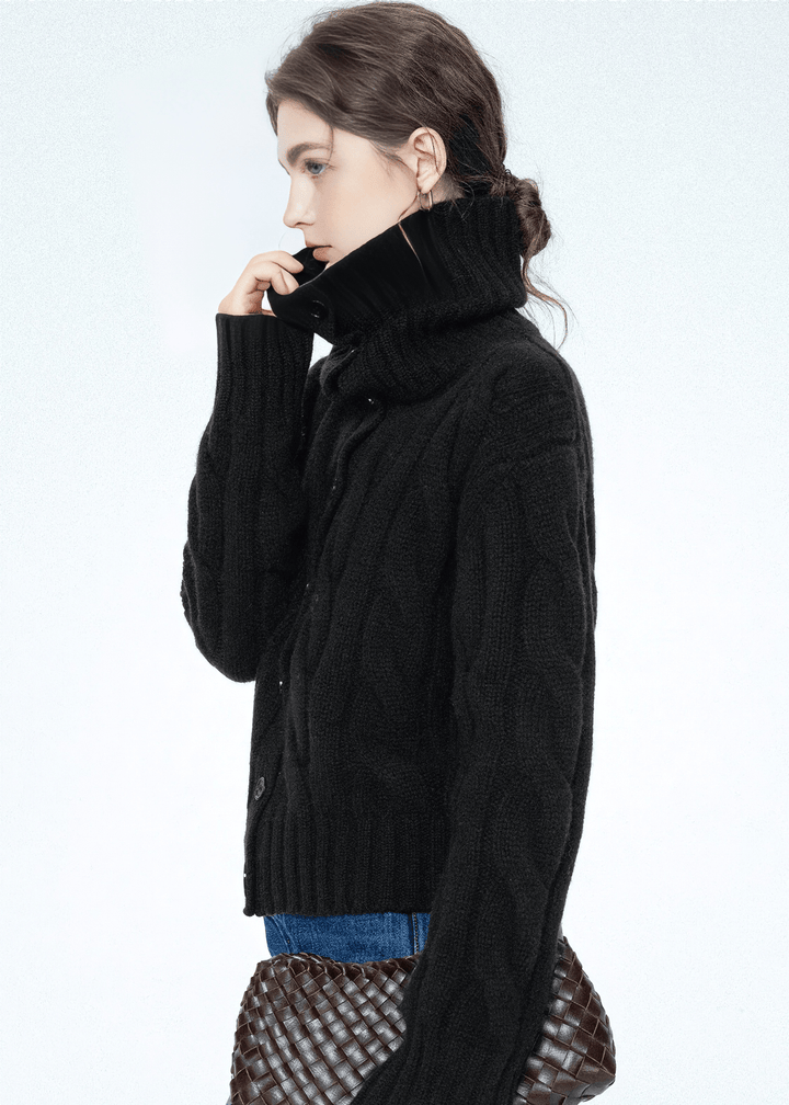 CABLE KNIT TURTLENECK CARDIGAN - ANLEM