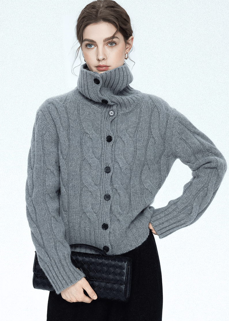 CABLE KNIT TURTLENECK CARDIGAN - ANLEM
