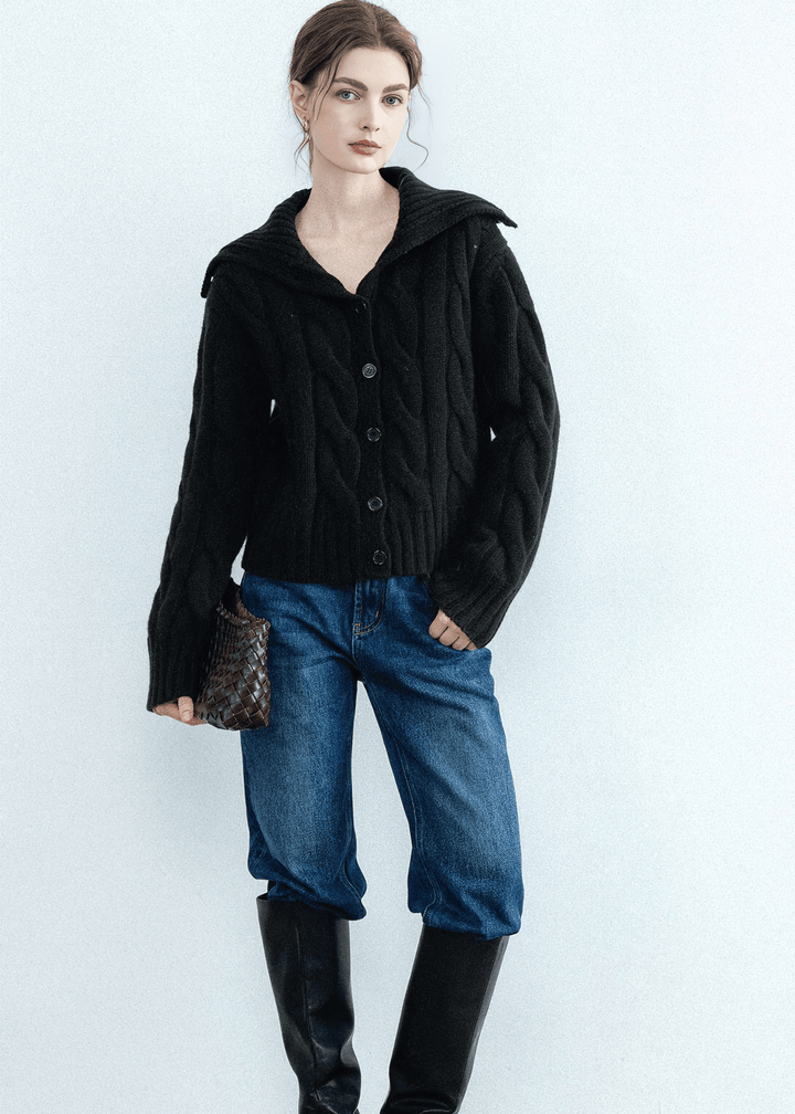 CABLE KNIT TURTLENECK CARDIGAN - ANLEM