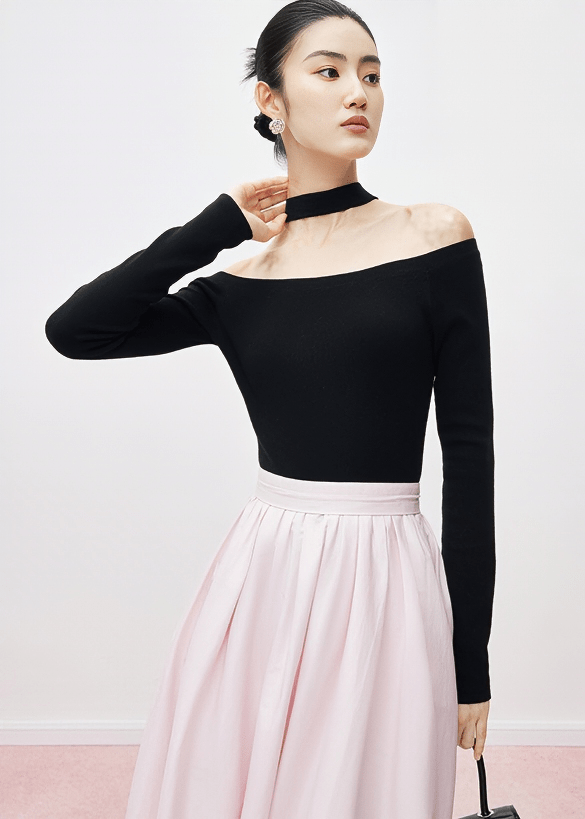 CUTOUT CHOKER KNIT TOP - ANLEM