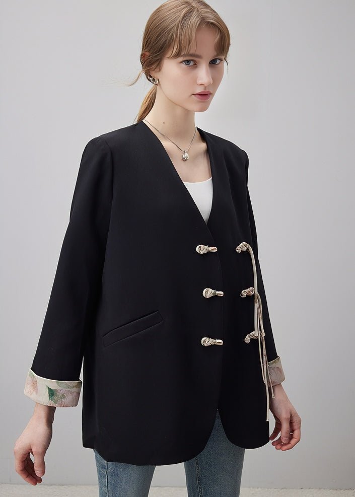 DISC BUCKLE V - NECK BLACK BLAZER - ANLEM