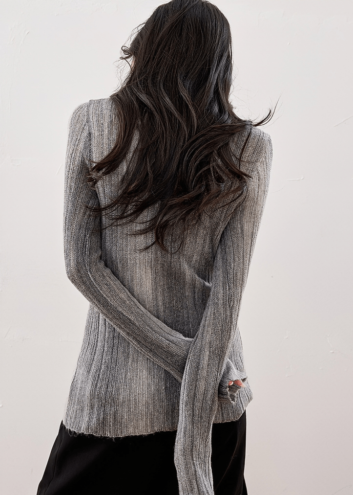 ELEGANCE SIDE - SLIT KNIT SWEATER - ANLEM