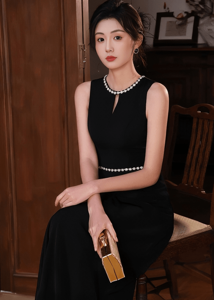 JEWELED HALT - NECK EVENING DRESS - ANLEM