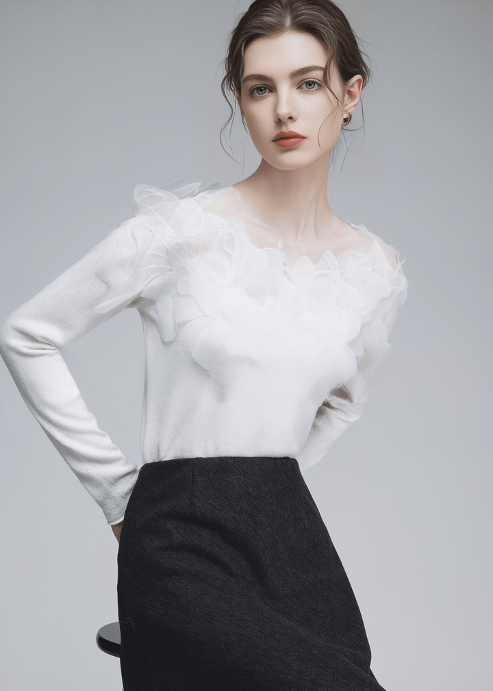 RUFFLE SHOULDER KNIT TOP - ANLEM