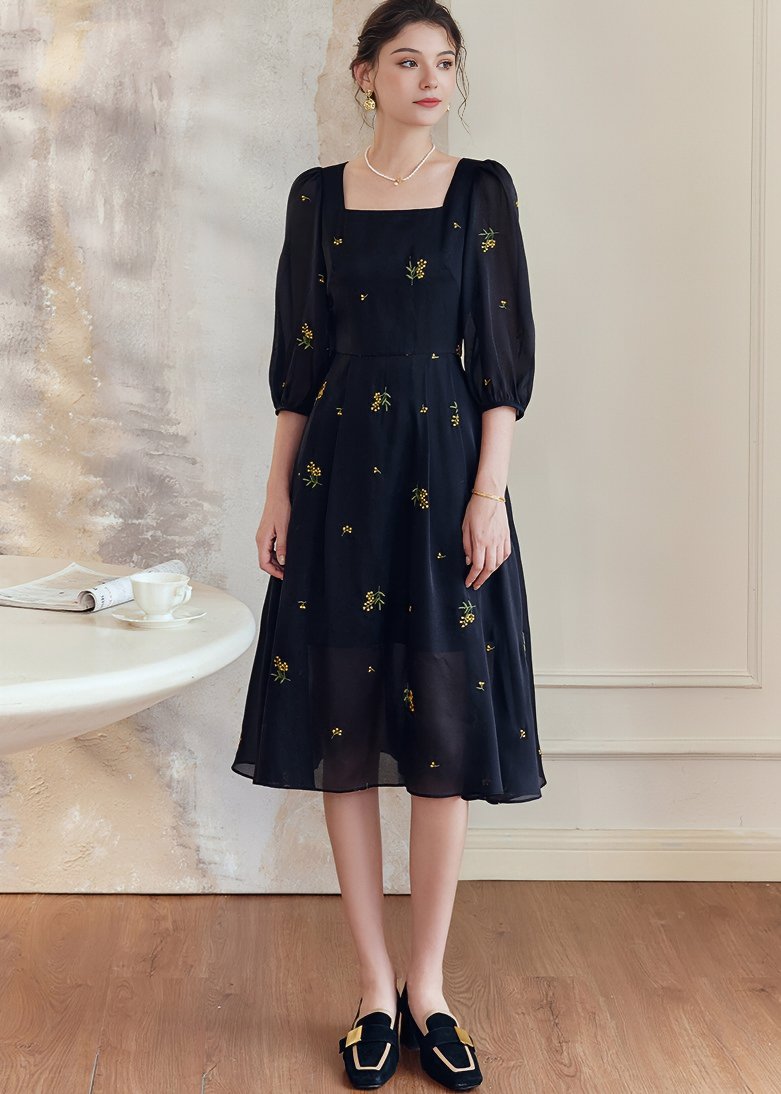 SMALL FLOWER EMBROIDERY DRESS - ANLEM