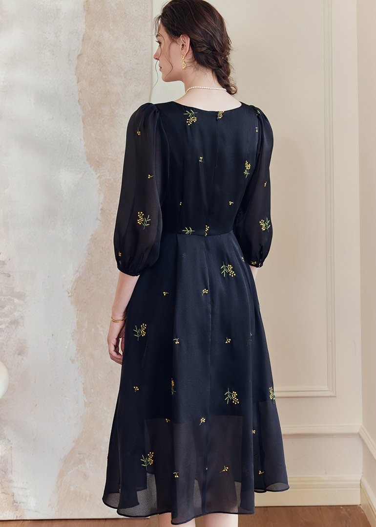 SMALL FLOWER EMBROIDERY DRESS - ANLEM