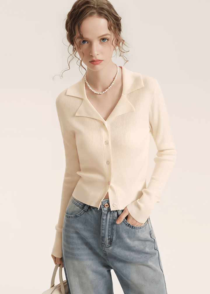 V - NECK SPREAD COLLAR TOP - ANLEM